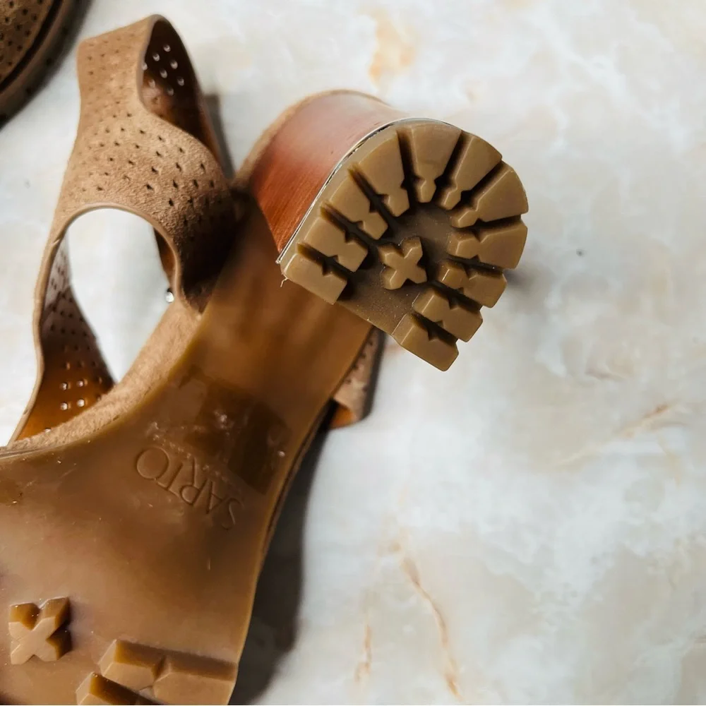 FRANCO SARTO ALLISTER PLATFORM SANDAL, Taupe, Perforated, Block Heel, 9.5 NEW